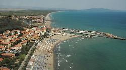 Castiglione della Pescaia, i fuochi d'artificio danno il via a un fine settimana ricco di eventi