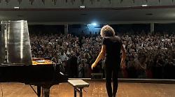 Grosseto, Giovanni Allevi "strega" il Teatro Moderno con un concerto da togliere il fiato