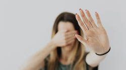 Siena, il rettore: "Violenza sessuale in una residenza universitaria". Lettera agli studenti