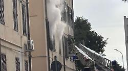 Grosseto, incendio in un appartamento di via Quarnaro. Vigili del Fuoco in azione
