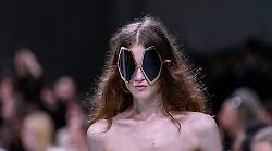 Prada, è un 2024 da favola. Ricavi per 3.8 miliardi di euro. Miu Miu vola. La moda del lusso tira sempre più
