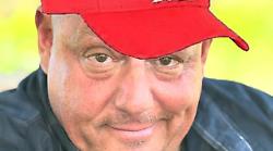 Grosseto, il sindaco Vivarelli Colonna con i capelli biondi per la vittoria di Trump: "Come godo!"