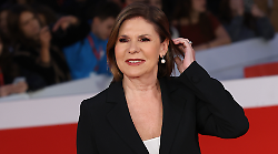 &Egrave; sempre Cartabianca, stasera 16 dicembre il confronto che accende il Paese: tasse, carovita e il Natale sempre pi&ugrave; caro