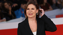 &Egrave; sempre Cartabianca, anticipazioni puntata stasera 23 dicembre: manovra 2026 al Senato e il Natale degli italiani a rate