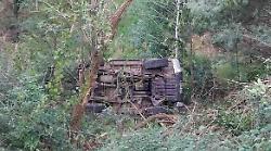 Manciano, si affaccia alla finestra e vede un'auto in un dirupo: fortunatamente non c'era nessuno dentro