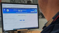 Grosseto, due extracomunitari irregolari accompagnati alla frontiera dal personale della Questura