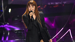 Annalisa e il matrimonio segreto ad Assisi. La regina italiana del pop sceglie il silenzio sui social 