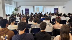 Addio impiegati e cassieri, ci penserà l'intelligenza artificiale: un incontro rivolto agli studenti grossetani