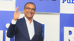 Carlo Conti ha annunciato al Tg 1 i cantanti in gara al Festival di Sanremo 2025: ecco i nomi dei big