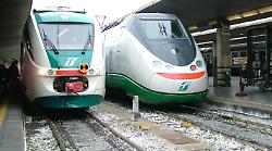Odissea su rotaia: scioperi, ritardi, guasti. Giorni di fuoco per chi viaggia in treno tra Grosseto e Follonica 