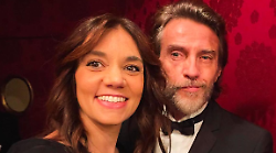 Alessio Boni, chi &egrave; il conte Monaldo nella serie Rai su Leopardi: il terzo figlio a 58 anni e la storia con Nina Verdelli 18 anni pi&ugrave; giovane