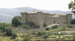 Scansano, Elon Mask cerca casa. Valuta l'acquisto del castello di Montepò 