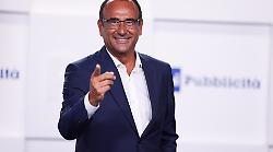 Antonella Clerici e Gerry Scotti annunciati da Carlo Conti per la prima serata del Festival di Sanremo