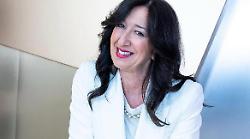 Emanuela Aureli ospite a Verissimo: carriera, imitazioni, il marito Sergio Di Folco e la perdita della madre