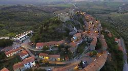Roccastrada, cambia la viabilità nel borgo di Montemassi. Soluzioni anche per i parcheggi