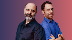 Grosseto, c'è anche un maremmano sul palco con Elio Germano. Lo spettacolo 