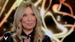 Selvaggia Lucarelli torna sul caso del fidanzato Lorenzo Biagiarelli a Verissimo: "Eravamo su due piani opposti. Si è isolato dalla realtà". E su Chiara Ferragni...