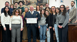 15.000 euro in borse di studio agli studenti meritevoli. Ecco l'iniziativa dell'Amministrazione comunale