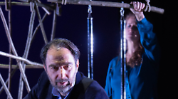 "La buona novella" con Neri Marcorè: il tributo a De André al Teatro Moderno di Grosseto