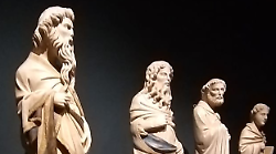 Le sculture di Gano di Fazio, custodite in Maremma, arrivano a Londra