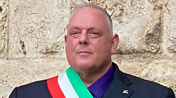 La città celebra la Giornata dell'Unità Nazionale: il sindaco esalta l'identità e la coesione italiana