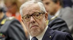 L'ex ministro della Giustizia Flick presenta in anteprima il suo nuovo libro "Il giudice e l'impresa"