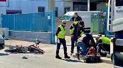 Grave incidente stradale in città: traffico bloccato in via Nepal durante l'ora di punta