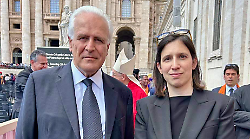 Giani ai funerali di Papa Francesco: "Giusto tributo a un pontefice che ha segnato la storia"