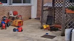 Atto vandalico al nido comunale “Le Mimose”: distrutti giochi e arredi dei bambini