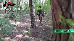 I Carabinieri fermano lo spaccio nei boschi: il video 