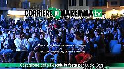 Quando la musica unisce un paese: Lucio Corsi accende l’orgoglio di Castiglione