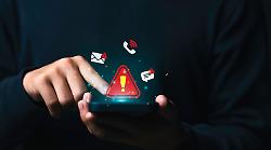 Stop a chiamate moleste e sms truffa: arriva il filtro che blocca i numeri fasulli