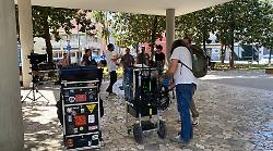 A palazzo comunale si gira "I delitti del BarLume": bentornati a Pineta! 