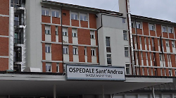 Ospedale Sant'Andrea, al via il maxi cantiere da 7 milioni: il reparto di Medicina si sposta al terzo piano
