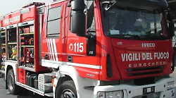 Il solaio cede all’improvviso: paura e choc in un’abitazione di via Scansanese