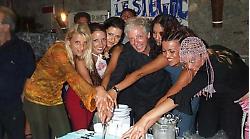 Gli anni d'oro della "Strega del mare" nelle foto di Enzo Russo, il paparazzo della Maremma