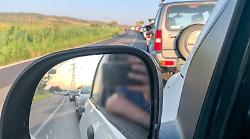 Al via i lavori sul Ponte Mussolini: senso unico alternato e lunghe code, automobilisti infuriati