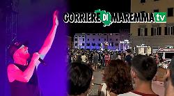 Raf accende Grosseto, ma la folla resta fuori: piazza Dante chiusa per sicurezza