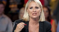 Chiara Poggi, gli ultimi sviluppi sulle indagini stasera a  Chi l’ha visto? Le analisi al microscopio sul capello potrebbero rappresentare la svolta nel caso