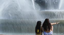 L'Italia soffoca di caldo:  Reggio Emilia,  Piacenza, Parma, Milano, Bologna, Monza, Foggia e Torino sopra i 30 gradi alle 23. Sono temperature da paesi arabi