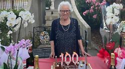 I cento anni di Bruna, la festa in parrocchia: "Non si è mai sposata, la sua vita è stata un dono agli altri"