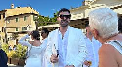 Alberto Matano in Laguna per un matrimonio, pioggia di selfie tra gli invitati – TUTTE LE FOTO