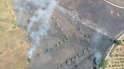 Domato l'incendio a Cura Nuova: distrutti 15 ettari di terreni coltivati, nessun danno alle strutture turistiche e alle abitazioni