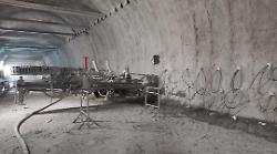 Galleria di Casal di Pari, un anno in più per i lavori: problemi durante l'ammodernamento del tunnel sulla Due Mari