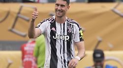 Vlahovic, l'ipotesi estrema che può sbloccare il mercato della Juventus. Con il Milan alla finestra