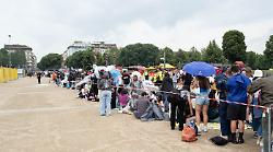 Ultimo da record: un anno prima del concerto vende 200.000 biglietti in un'ora. Tutti i numeri di un cantante che sta riscrivendo la storia