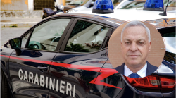 Resiste all'arresto, i carabinieri lo fermano: e la folla applaude