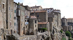 Il borgo maremmano incanta la rivista Starbene