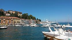 "Troppe navi da crociera, così i grandi yacht non ormeggiano più: è un turismo che non ci piace"
