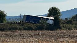 Tir fuori strada, deviazioni e code sulla Statale Aurelia